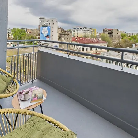 Apartment Avistay Gabroveni Living